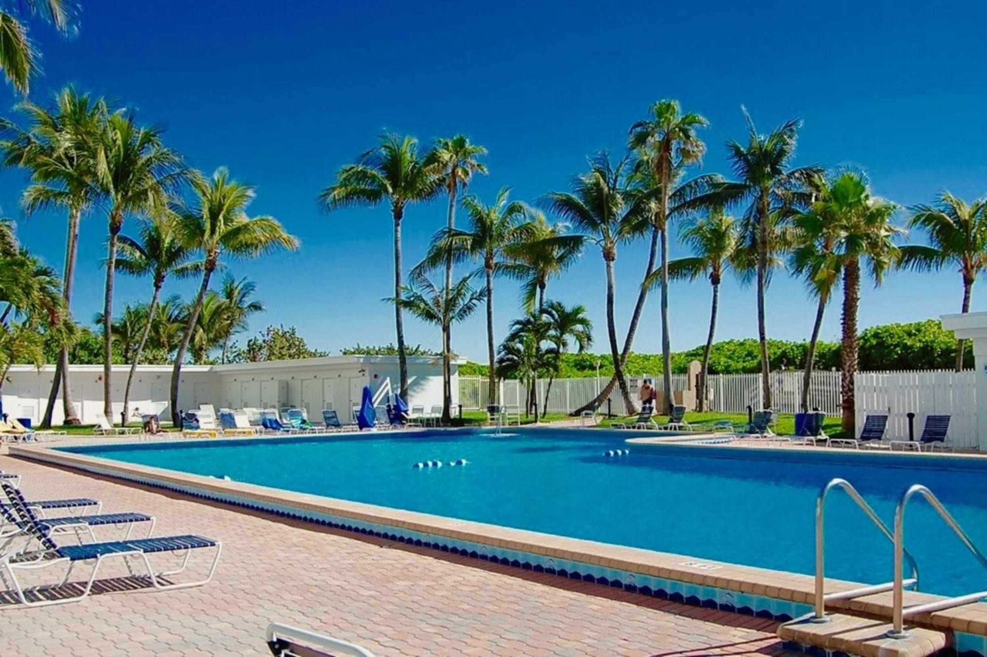 Directly On The Beach With Pool & Ocean View 迈阿密海滩 外观 照片